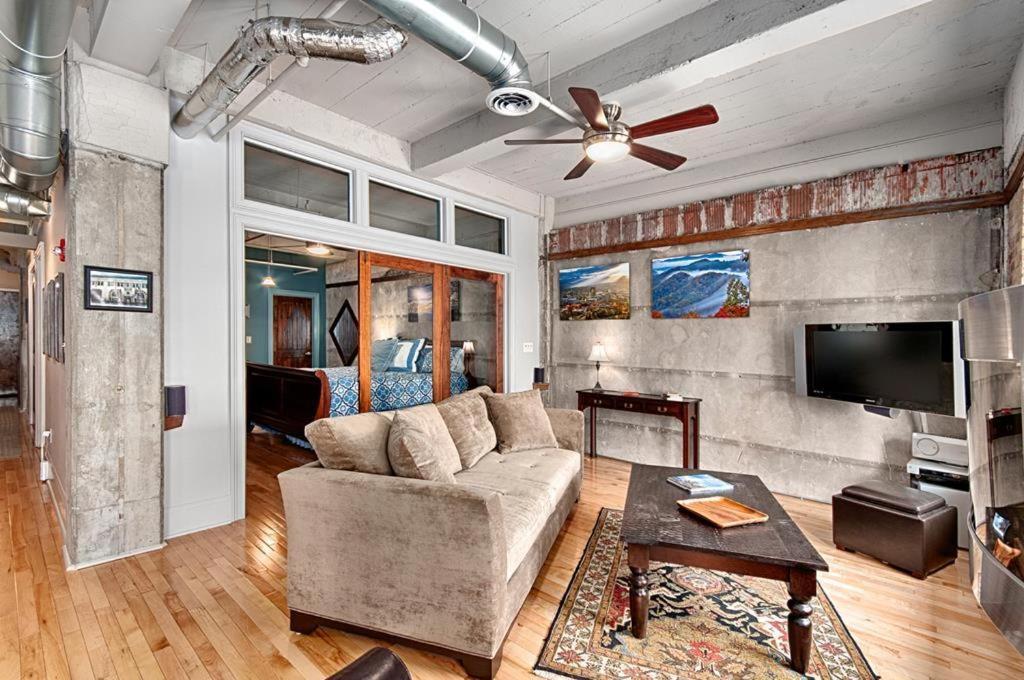 Colby Loft Apartamento Asheville Exterior foto