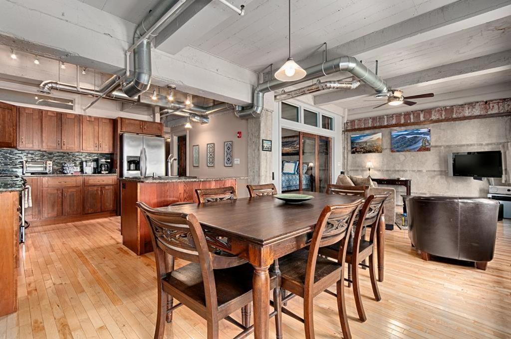 Colby Loft Apartamento Asheville Exterior foto